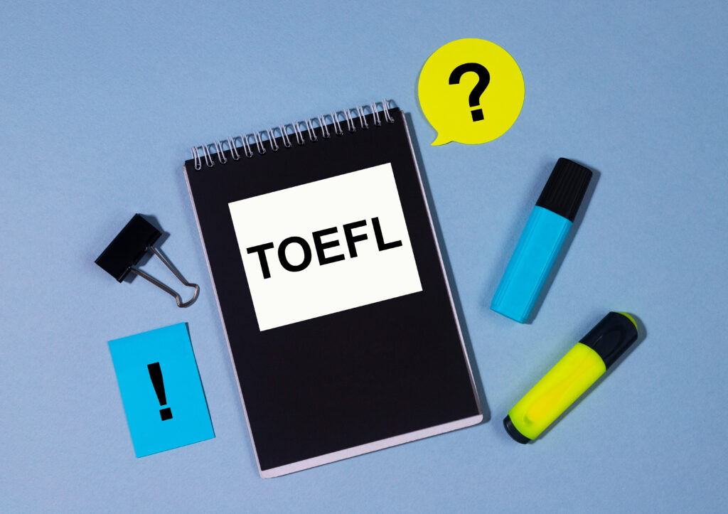TOEFL80点のレベルは？必要勉強時間や勉強法、TOEICとの換算表まとめ