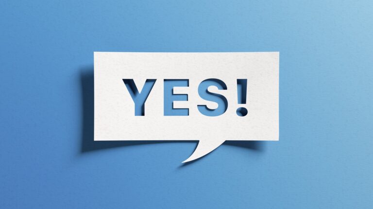 「もちろん」は英語でなんて言う?カジュアルからビジネスまで適切な表現を紹介 | ENGLISH TIMES