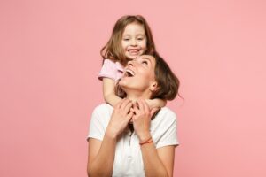 「息子」や「娘」は英語でなんて言うの?神や主君が使う「息子や娘」の表現も紹介 | ENGLISH TIMES