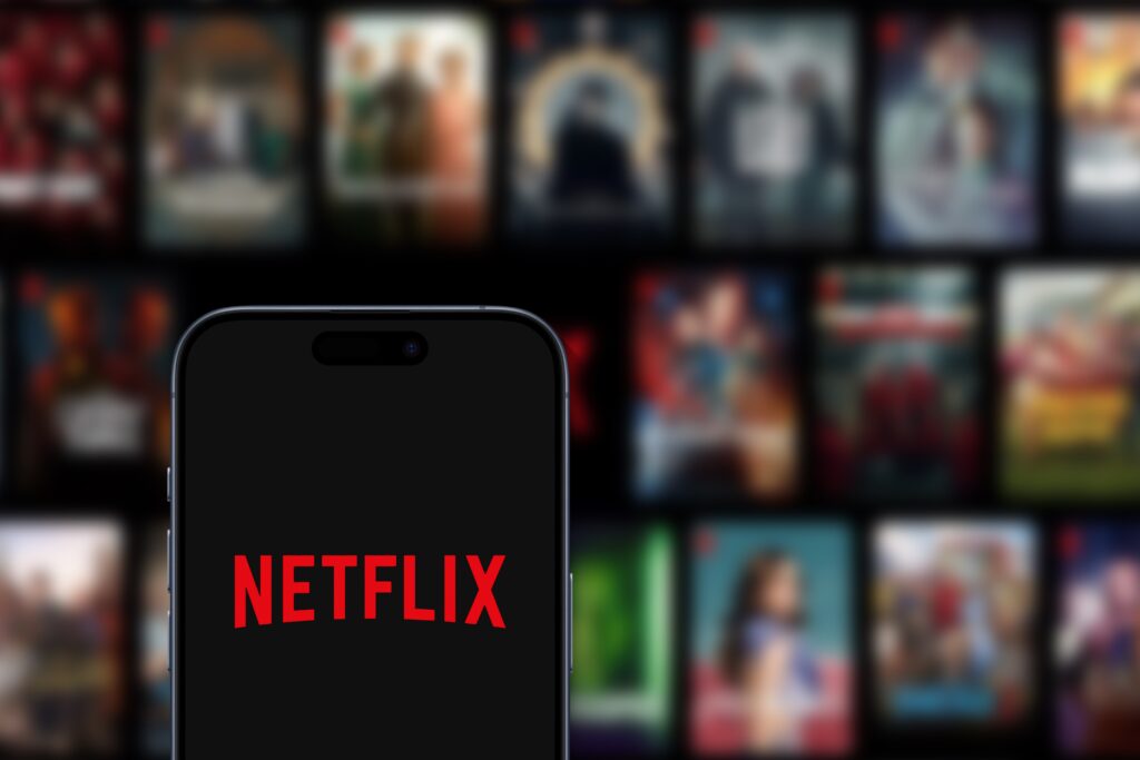 シャドーイングにおすすめのNetflix動画3選！拡張機能を使った英語学習のやり方を徹底解説