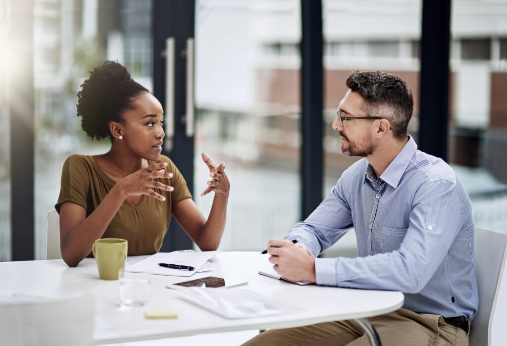 「なお」は英語で何と言う？それでも・今もなど複数パターンを解説