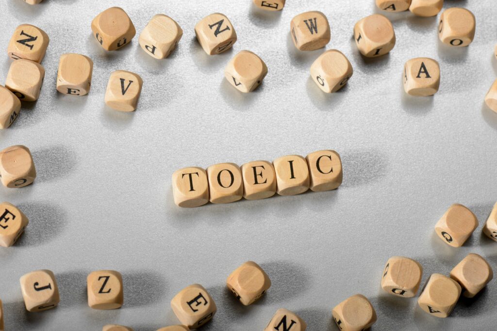 TOEIC500点は英検2級レベル！達成にかかる勉強時間やおすすめ参考書、勉強法を紹介