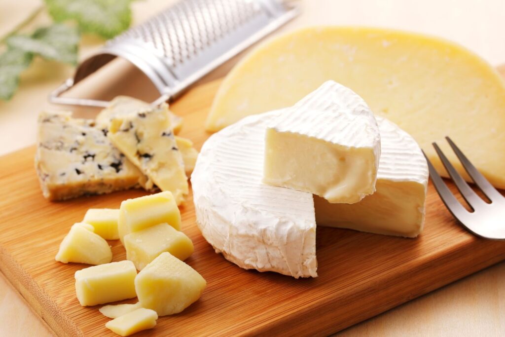 チーズは英語で何て言う？Cheeseの意味・使い方・例文・世界のチーズ名まで徹底解説