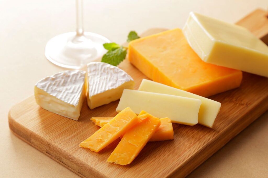 チーズは英語で何て言う？Cheeseの意味・使い方・例文・世界のチーズ名まで徹底解説