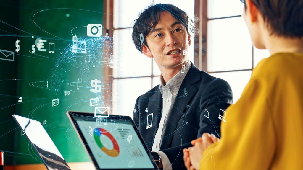 ライブコマースを英語でどう言う？意味・英語表現・関連用語を例文付きで徹底解説